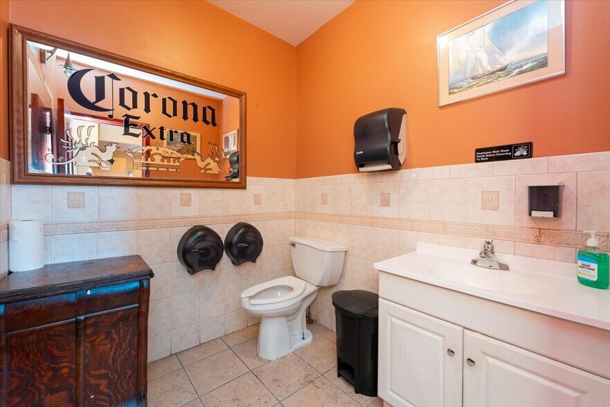 More Photos Of 217-219 Frelinghuysen Ave, Newark General Retail For Sale