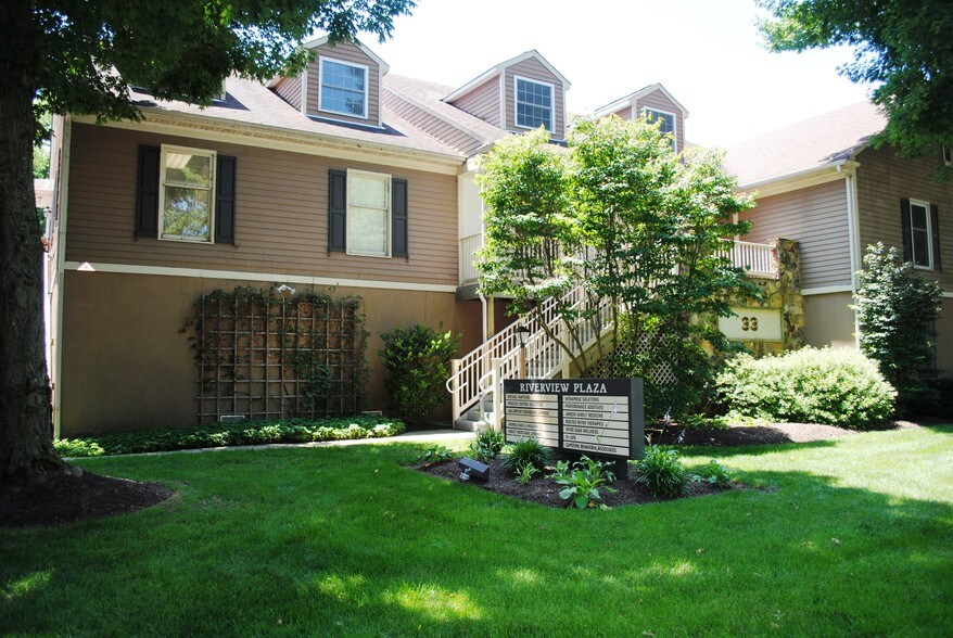 More Photos Of 33 S Delaware Ave, Yardley Office Residential For Lease