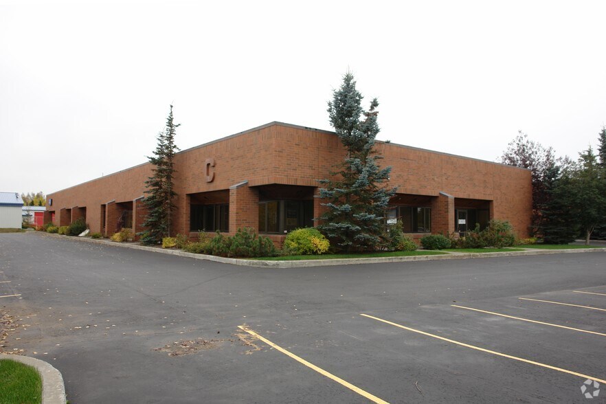 More Photos Of 2000 W International Airport Rd, Anchorage Light Distribution For Lease