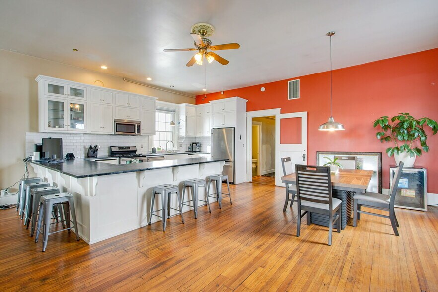 More Photos Of 922 8th Ave, Greeley Storefront Retail Residential For Sale