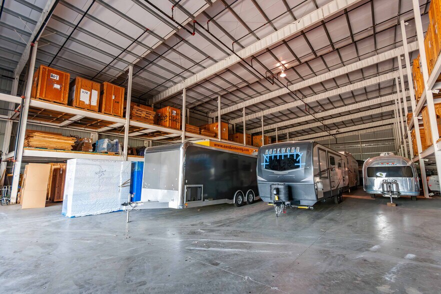 More Photos Of 4700 Marketplace Dr, Johnstown Warehouse For Sale