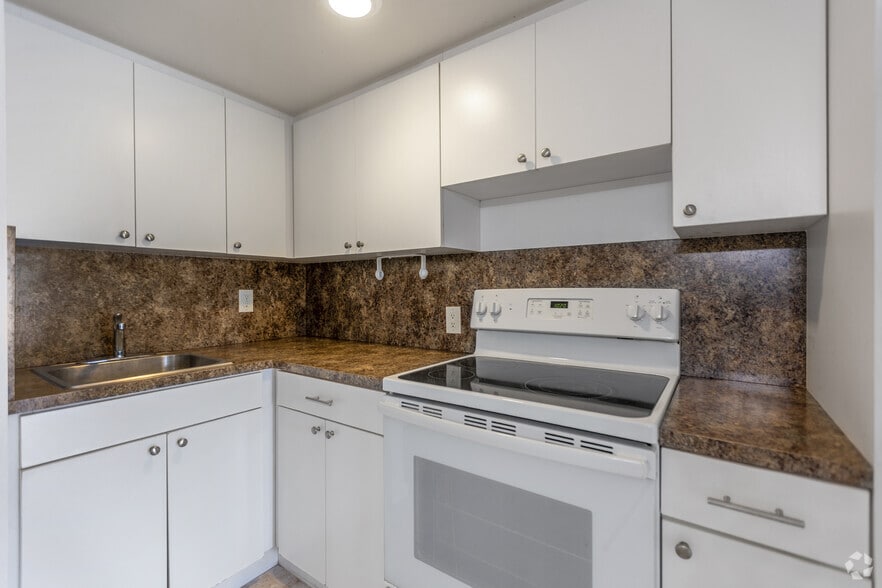 More Photos Of 750-770 NE 195th St, Miami Apartments For Sale