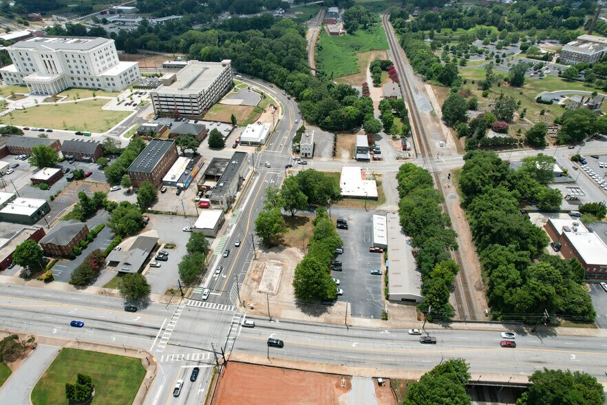 More Photos Of 300 N Church St, Spartanburg Land For Sale