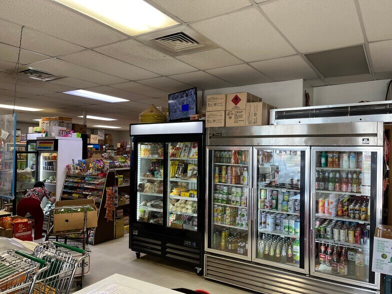 More Photos Of 1831 W Cartmell St, Pasco Freestanding For Sale