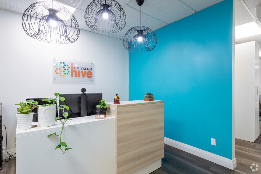 More Photos Of 120 Eglinton Ave E, Toronto Medical For Lease