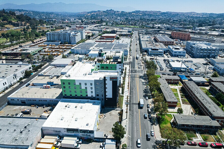 More Photos Of 1457 N Main St, Los Angeles Apartments For Lease