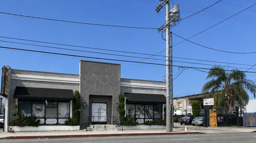 Primary Photo Of 18215-18217 Parthenia St, Northridge Storefront For Lease