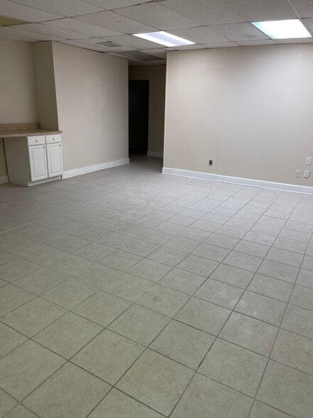 More Photos Of 701 N Hercules Ave, Clearwater Medical For Lease