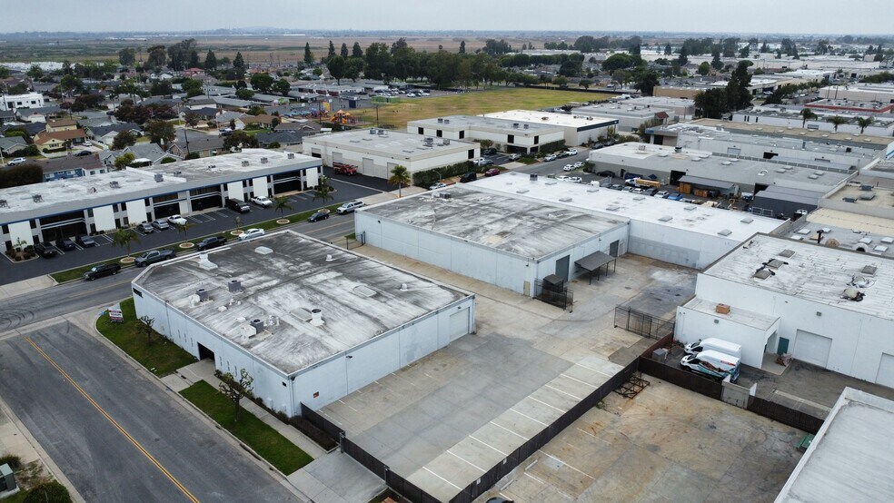 More Photos Of , Huntington Beach Industrial For Sale