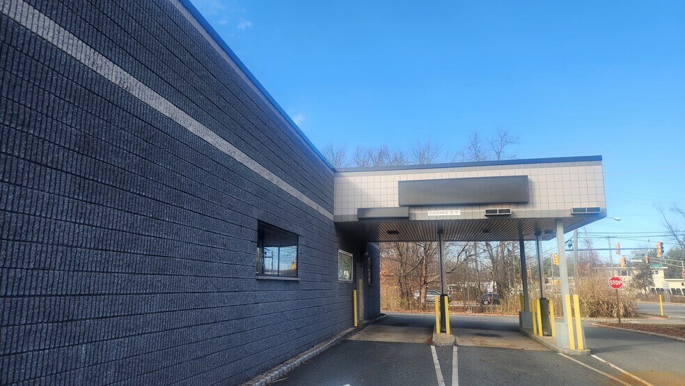 More Photos Of 274 W Route 10, Succasunna Storefront Retail Office For Lease