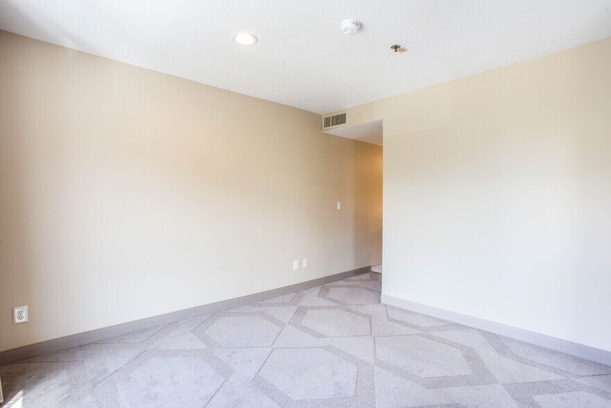 More Photos Of 11260 Point East Dr, Rancho Cordova Apartments For Sale