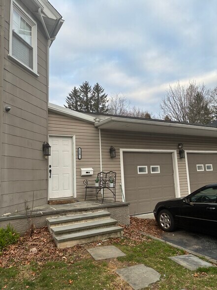 More Photos Of 129 Montgomery Ave, Bala Cynwyd Freestanding For Sale