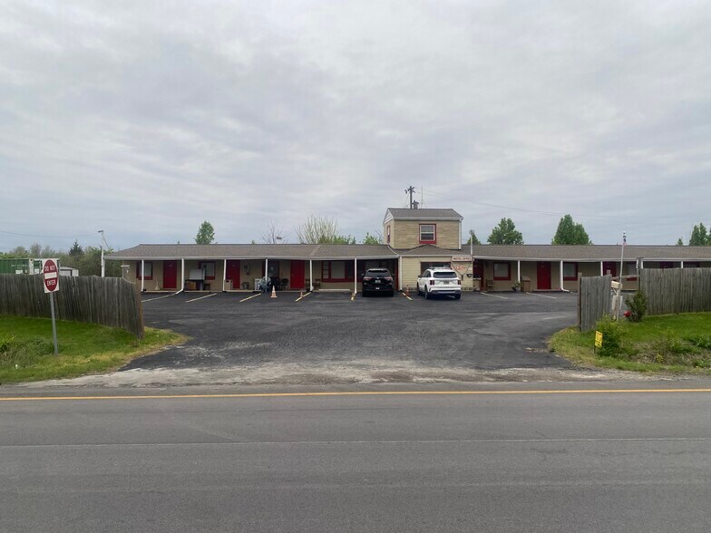 More Photos Of 12015 E State Route 350, Kansas City Hotel For Sale