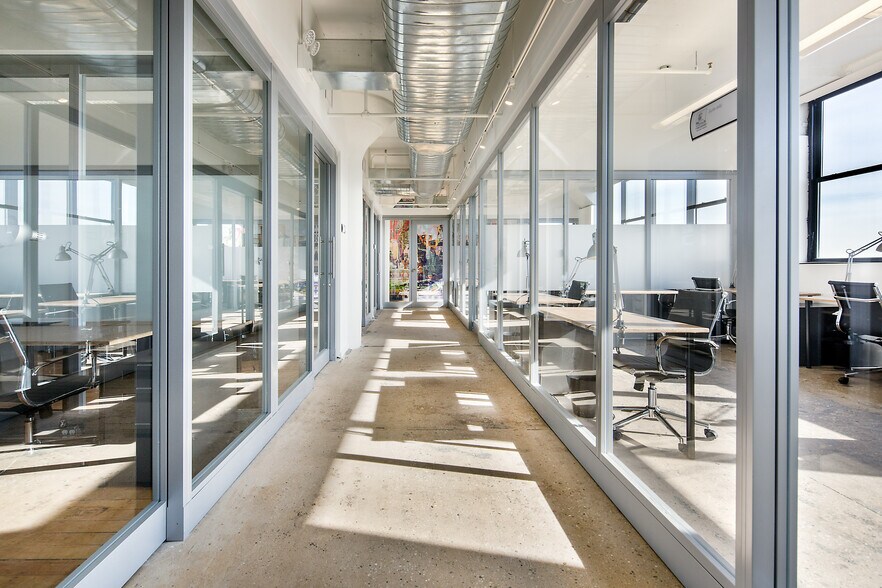 More Photos Of 61 Greenpoint Ave, Brooklyn Coworking Space