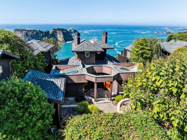 More Photos Of 5920 CA-1, Elk Hotel For Sale