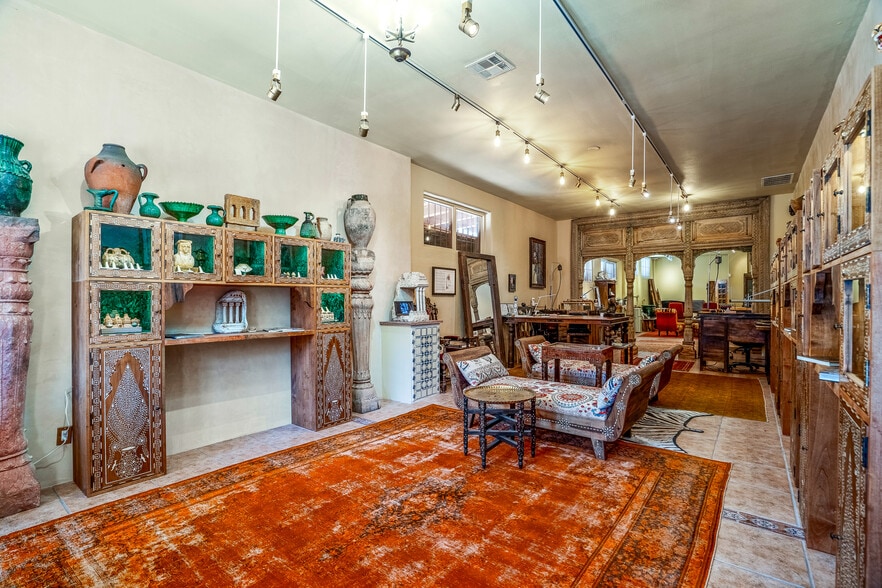 More Photos Of 216 Galisteo St, Santa Fe General Retail For Lease
