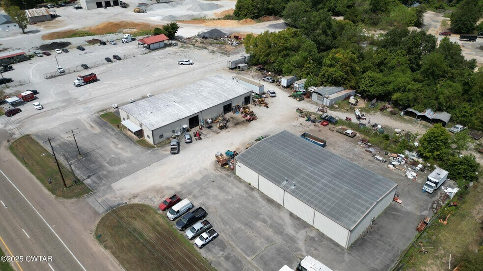 More Photos Of 875 Airways Blvd, Jackson Industrial For Sale