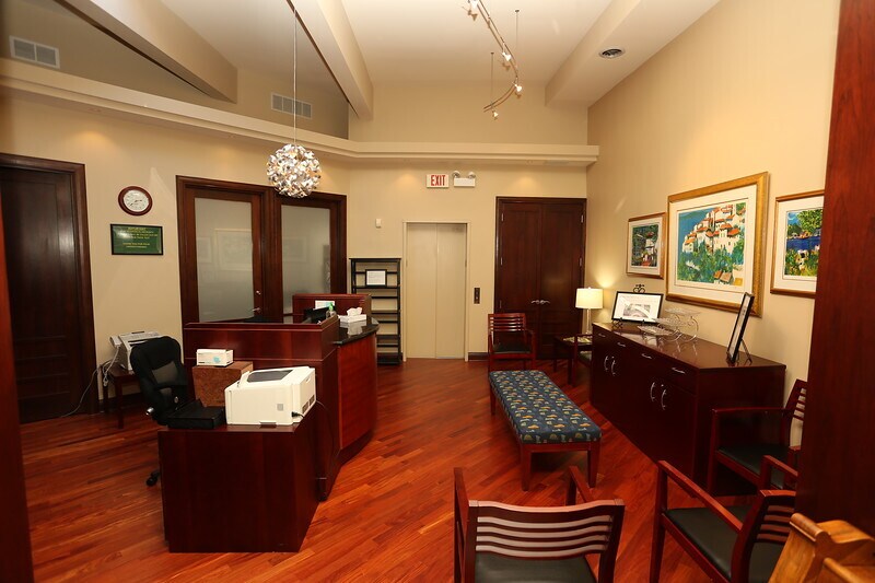 More Photos Of 58 E Walton St, Chicago Storefront Retail Office For Lease