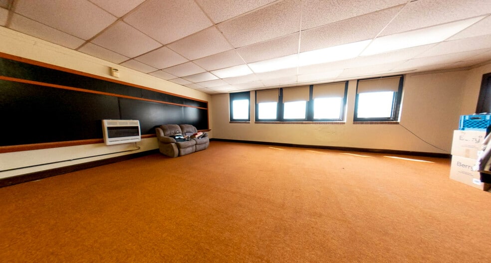 More Photos Of 1525 W 14th St, Anderson Apartments For Sale