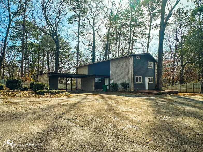 More Photos Of 1277 Goodwin Rd NE, Atlanta Apartments For Sale