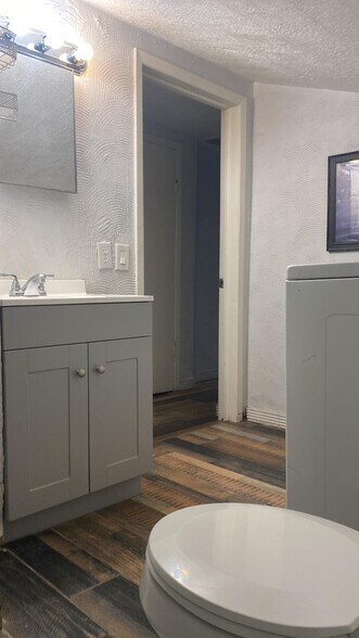 More Photos Of 2415 Montana Ave, El Paso Office Residential For Sale