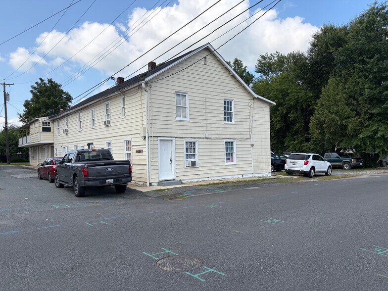 More Photos Of 26 Warren St, Aberdeen Multifamily For Sale