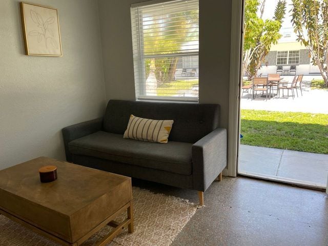 More Photos Of 629 Bay Esplanade, Clearwater Beach Specialty For Sale