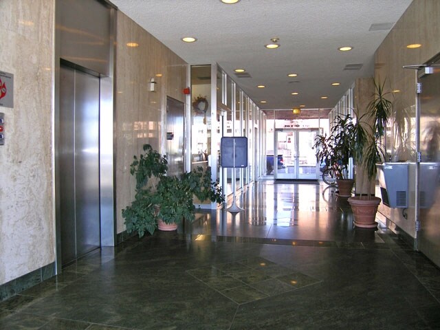 More Photos Of 121 E birch Ave, Flagstaff Office For Lease