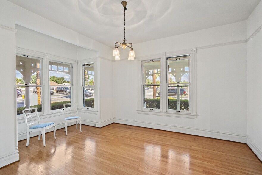 More Photos Of 591 W 9th St, San Bernardino Office For Sale