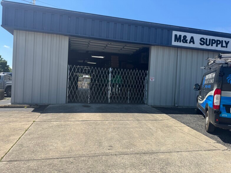 More Photos Of 4701 Commercial Dr NW, Huntsville Warehouse For Lease