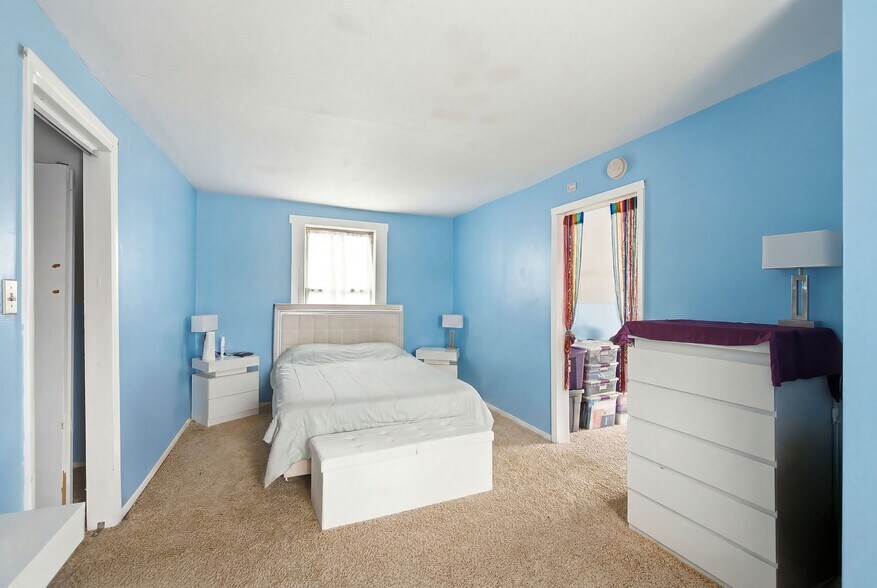 More Photos Of 275 Laurence Pky, South Amboy Apartments For Sale