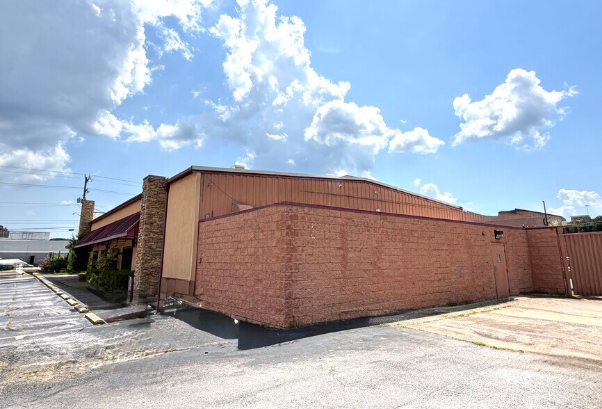 More Photos Of 5437 Highway 153, Hixson Restaurant For Sale