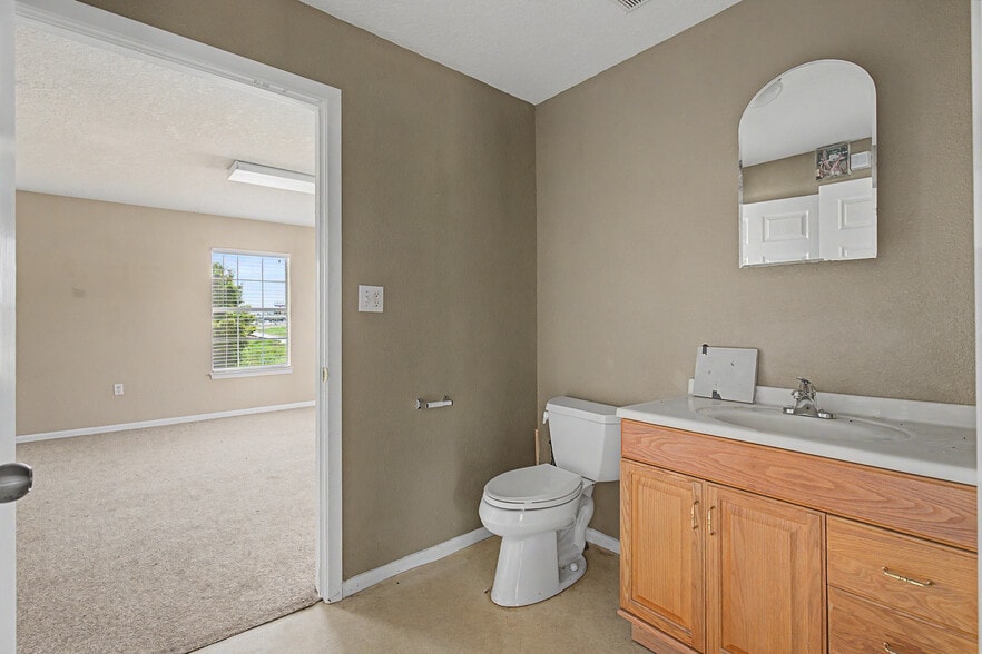 More Photos Of 14815 I-45, Conroe Land For Sale