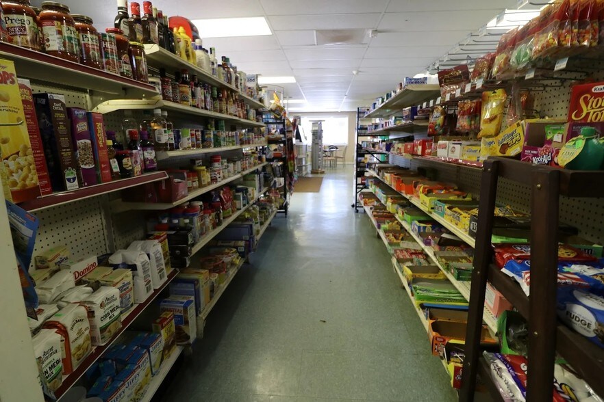 More Photos Of 2550 Parks Mill Rd, Buckhead Service Station For Sale