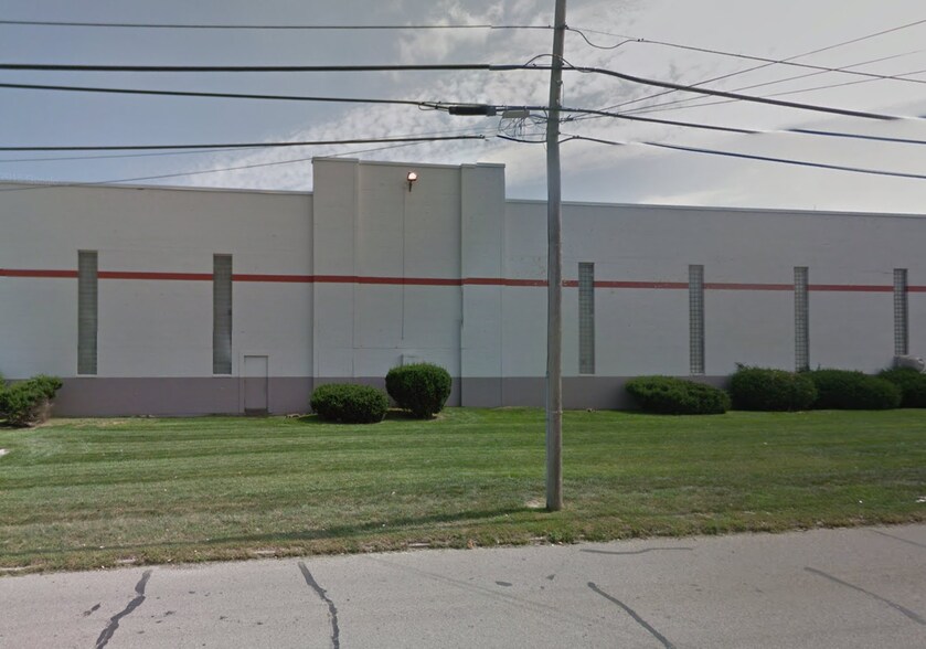 More Photos Of 6120 N Detroit Ave, Toledo Warehouse For Sale