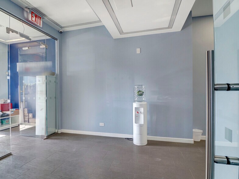 More Photos Of 158 Bergen Tpke, Ridgefield Park Medical For Lease