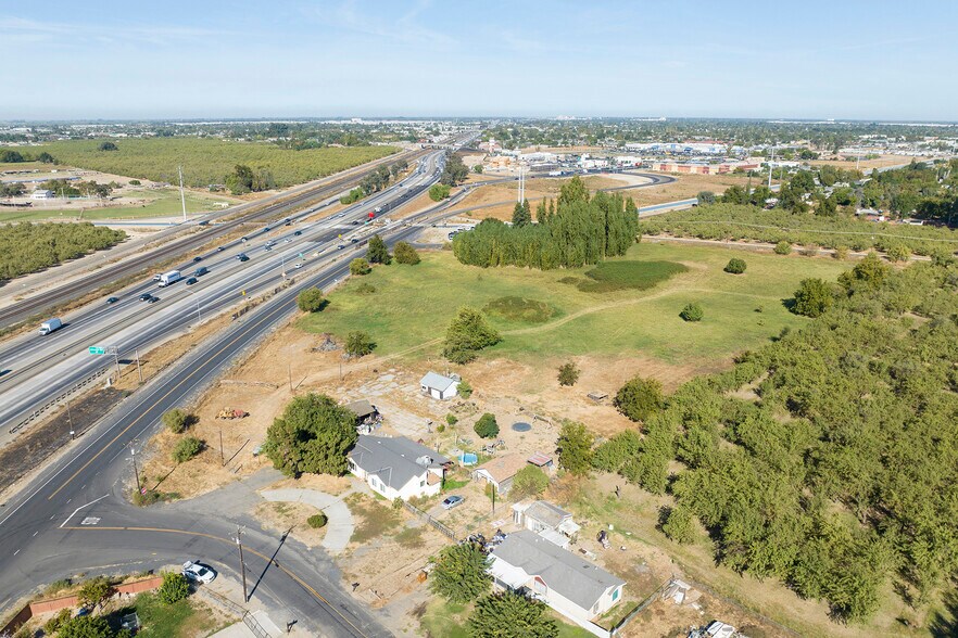 More Photos Of 3221 E Redwood Rd, Ceres Land For Sale