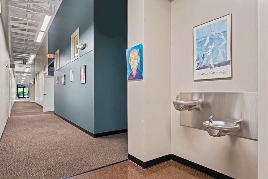 More Photos Of 2200 2nd St SW, Rochester Office For Sale