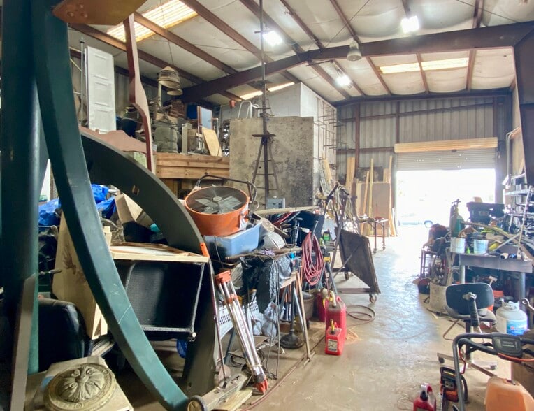 More Photos Of 315 31st St, Galveston Warehouse For Sale