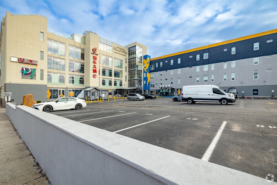 More Photos Of 20-07 127th St, College Point Hotel For Lease