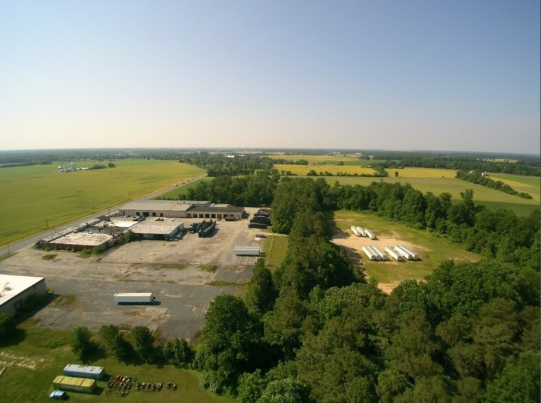 More Photos Of 22925-22931 Dover Bridge Rd, Preston Light Distribution For Lease