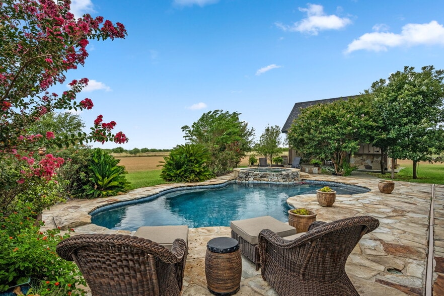 More Photos Of 2538 County Road 223, Floresville Land For Sale