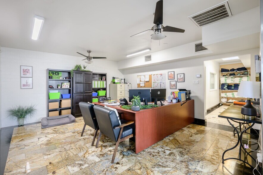 More Photos Of 3446-3450 N 29th Ave, Phoenix Warehouse For Sale