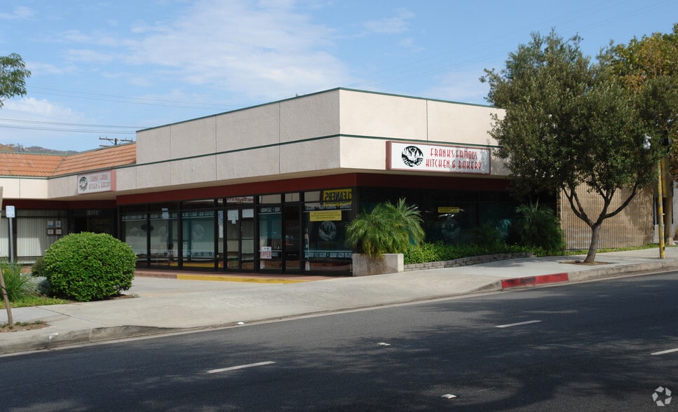 More Photos Of 3301-3315 N Verdugo Rd, Glendale General Retail For Lease