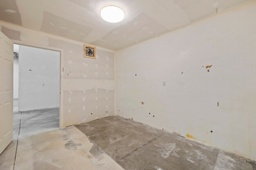 More Photos Of 217 Racquette Dr, Fort Collins Warehouse For Lease