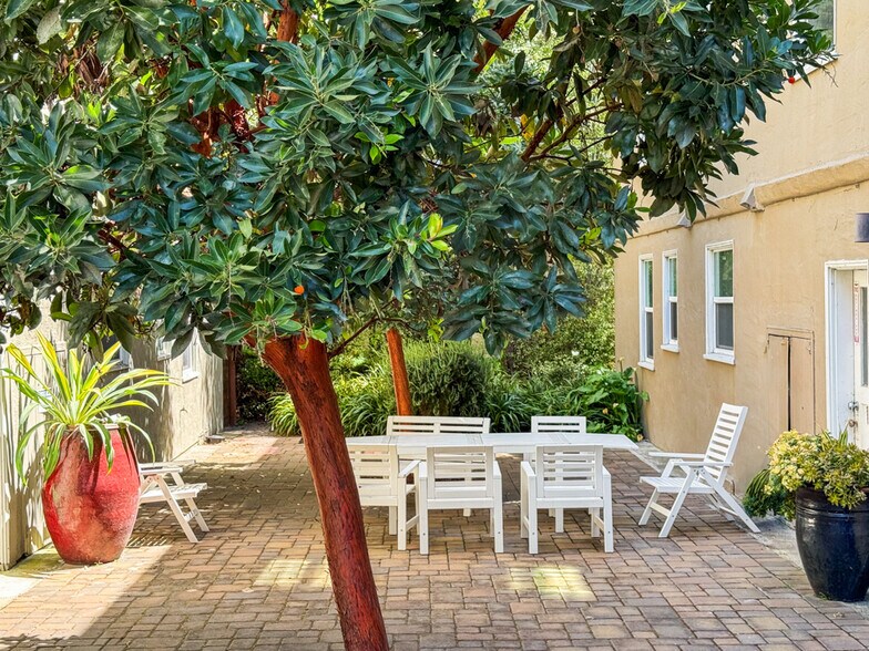 More Photos Of 185 Belleview Dr, San Leandro Apartments For Sale