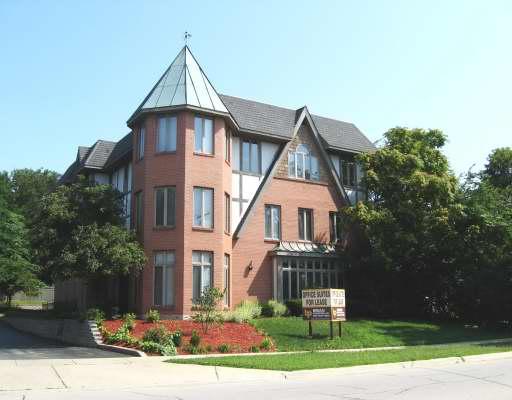 More Photos Of 386 Pennsylvania Ave, Glen Ellyn Medical For Lease