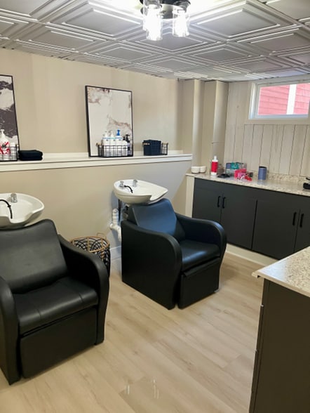 More Photos Of 234 Middle, Falmouth Freestanding For Sale