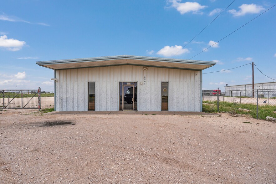 More Photos Of 5508 S FM 1788, Midland Warehouse For Sale