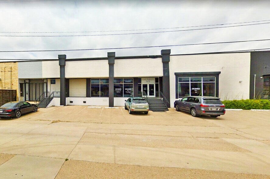 More Photos Of 163 Oak Lawn Ave, Dallas Showroom For Lease